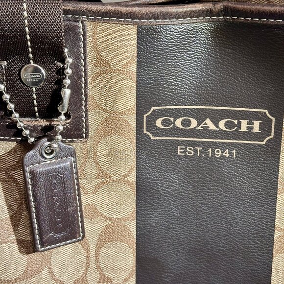 COACH Legacy Stripe Jet Set Signature C Travel Medium Tote Shoulder Bag 70588 - Picture 4 of 16
